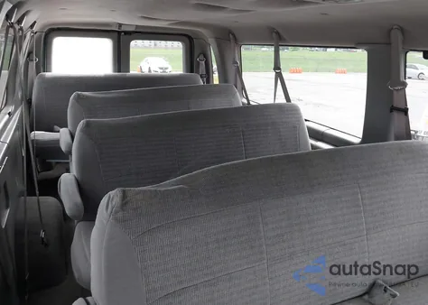 2000 Ford E-350 Super Duty Xl/Xlt from USA, damaged, VIN 1FBSS31L4YHB64141